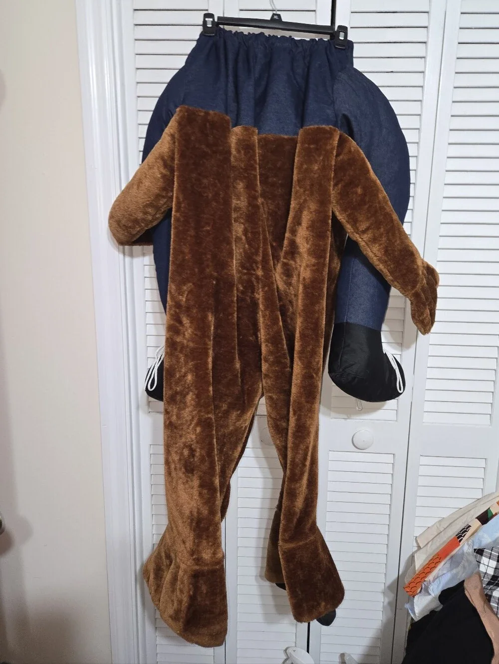 Spirit Halloween OS Bear Carry-Along Costume - Brown Bear with Denim Pants - Picture 6 of 10